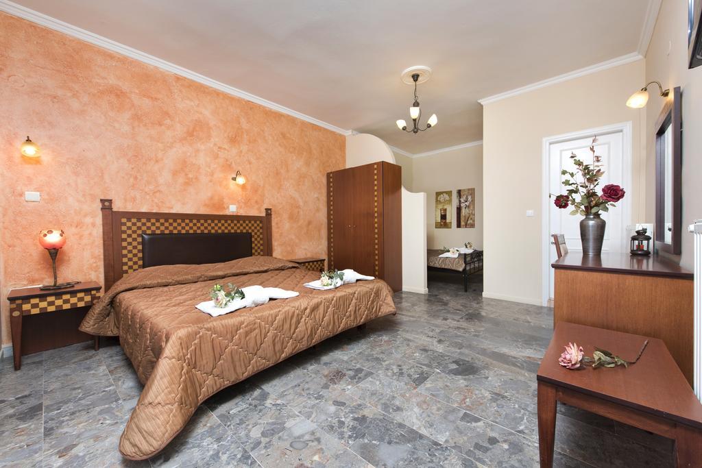 Mouse Island Aparthotel Perama  Rum bild
